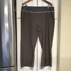 Nike Fit Dry Tan Athletic Crop Pants Size XXL